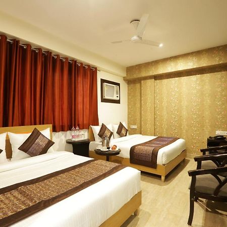 Hotel City Liit Delhi Airport New Delhi Exteriör bild