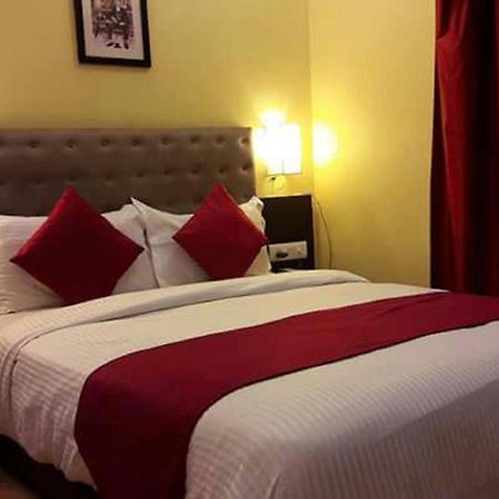 Hotel City Liit Delhi Airport New Delhi Exteriör bild