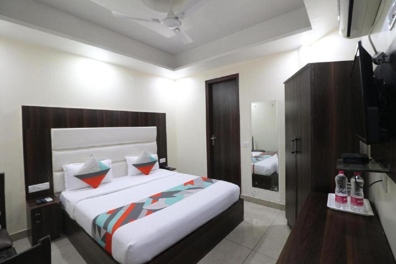 Hotel City Liit Delhi Airport New Delhi Exteriör bild
