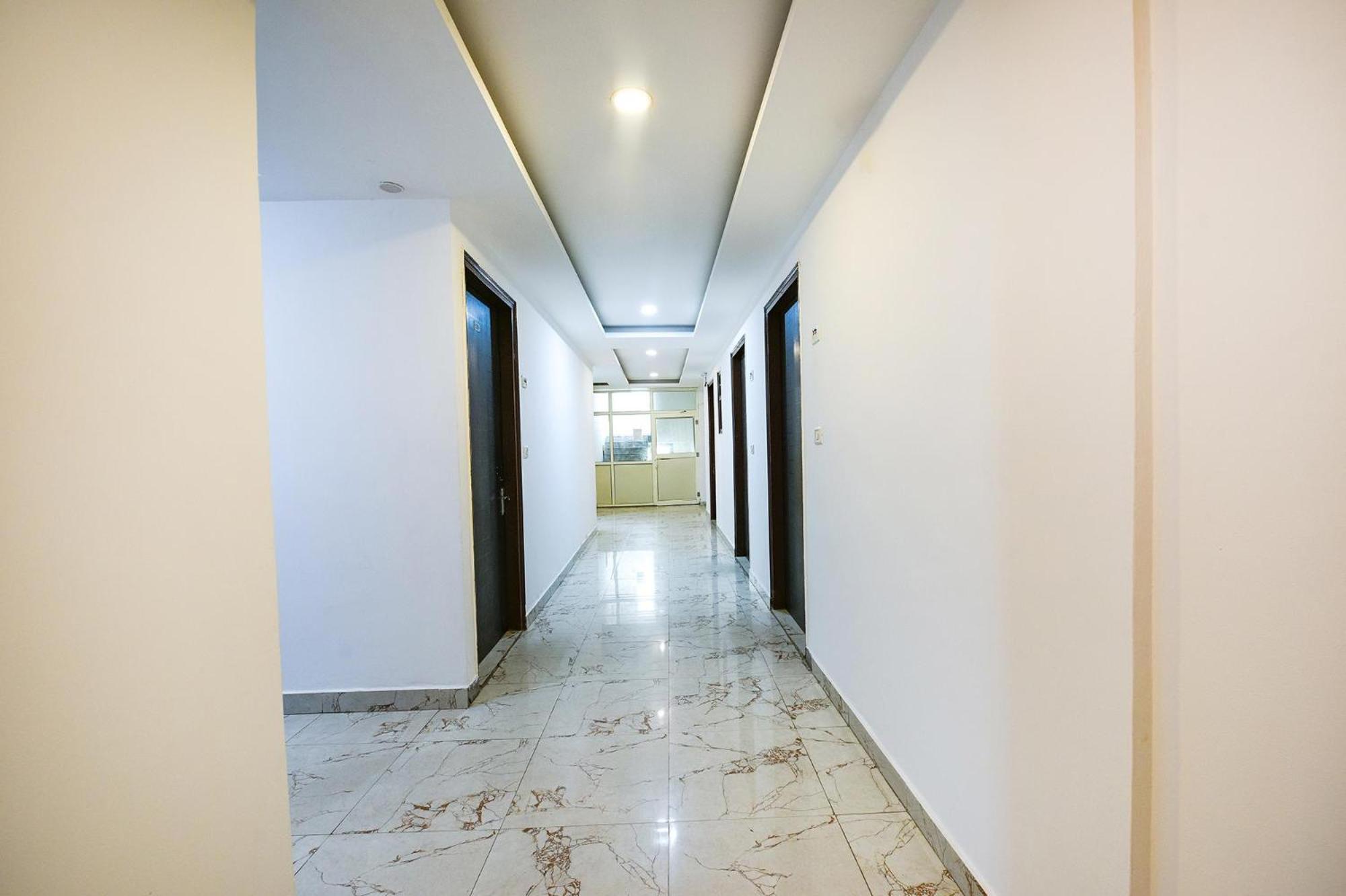 Hotel City Liit Delhi Airport New Delhi Exteriör bild