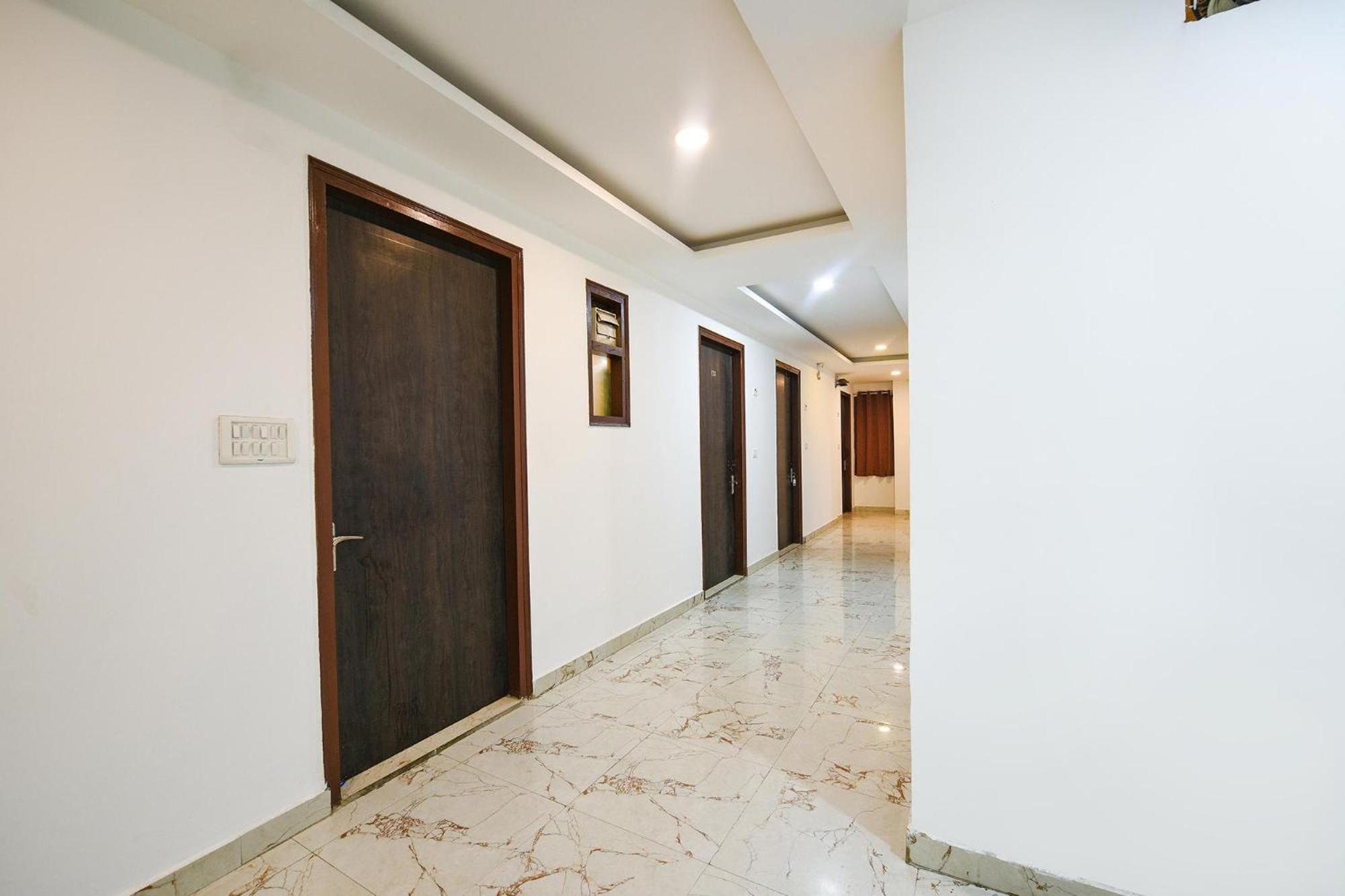 Hotel City Liit Delhi Airport New Delhi Exteriör bild