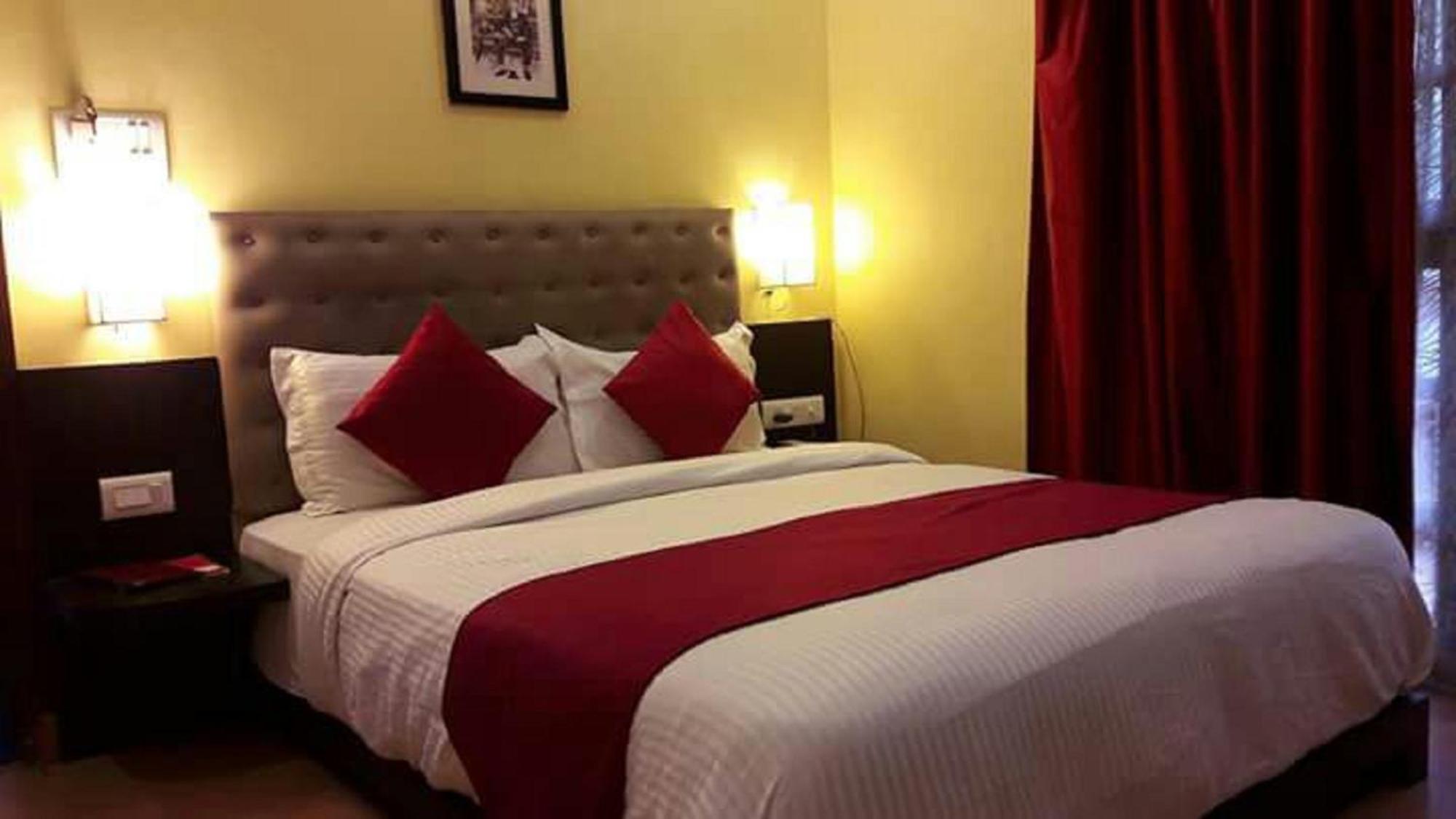 Hotel City Liit Delhi Airport New Delhi Exteriör bild