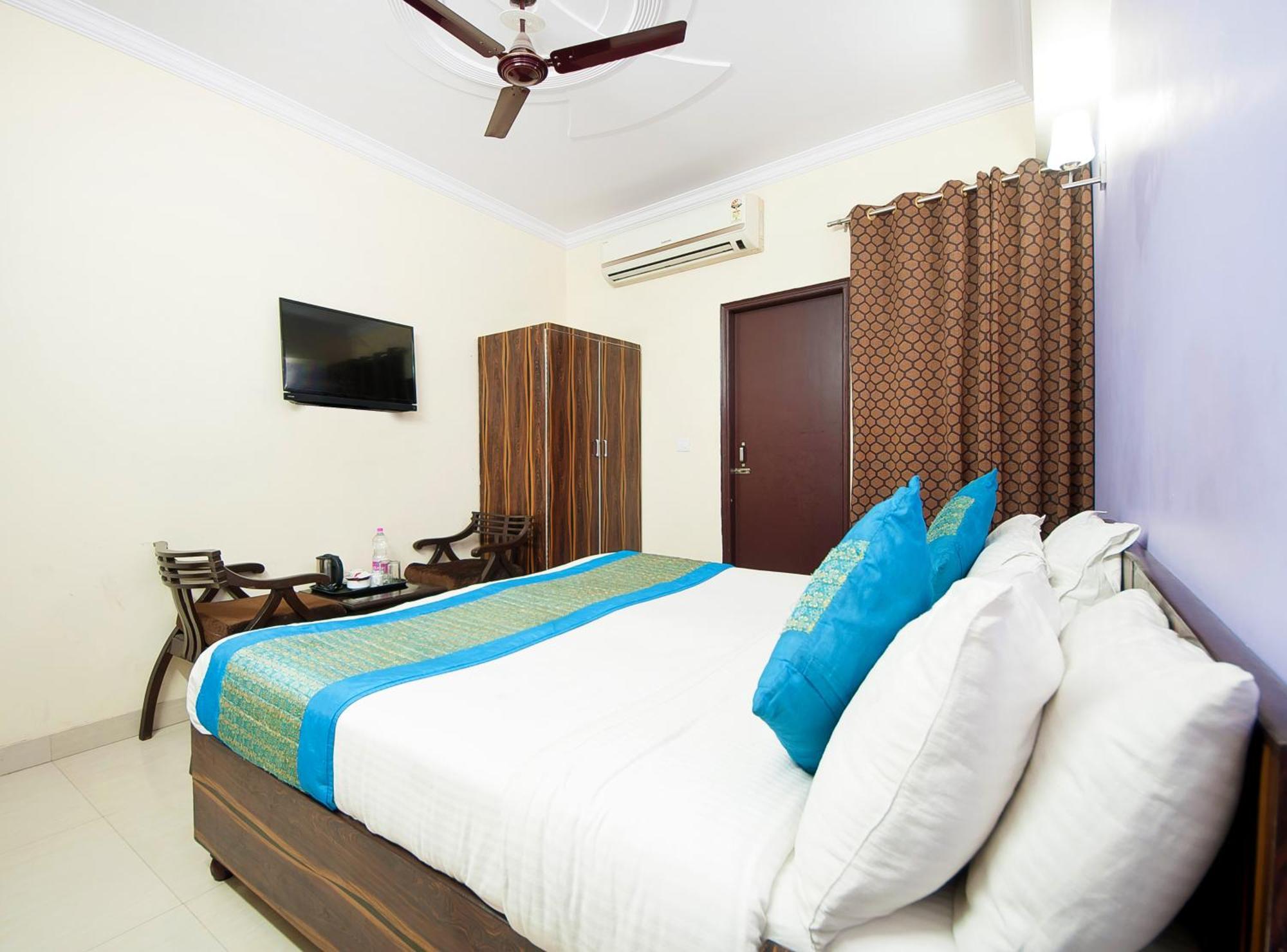 Hotel City Liit Delhi Airport New Delhi Exteriör bild